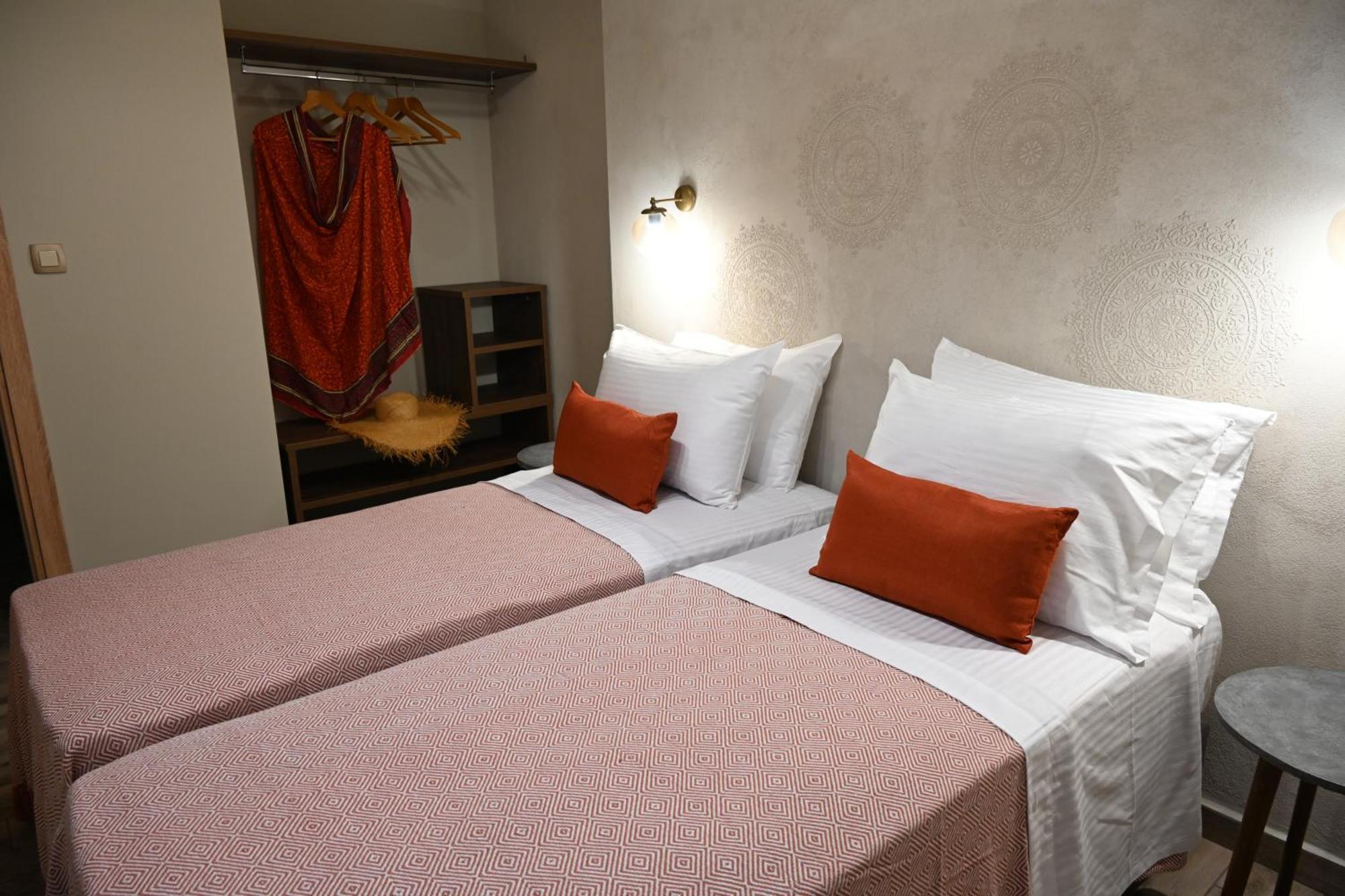 Aparthotel Vivis Hub Argostoli  Exterior foto